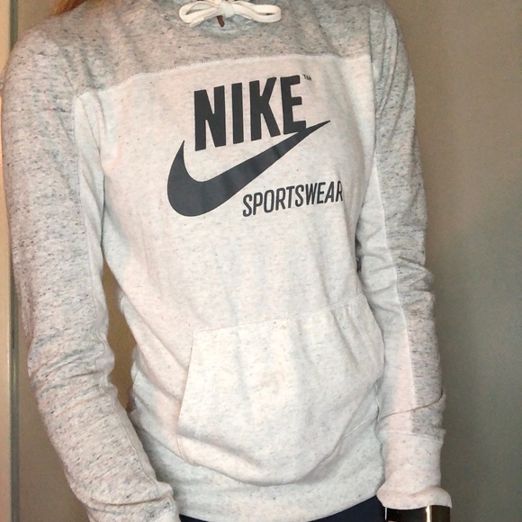 Nike Sweatshirt - Picture 1 of 4